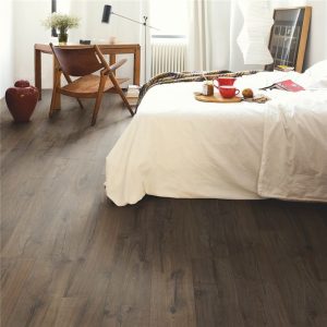 QUICK-STEP IMPRESSIVE ROBLE CLASICO MARRON